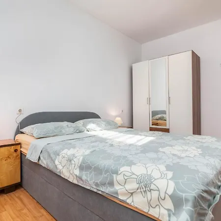 Mauro Apartment