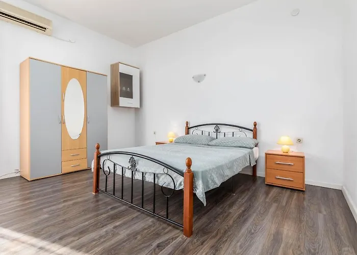 Mauro Apartmán Pula