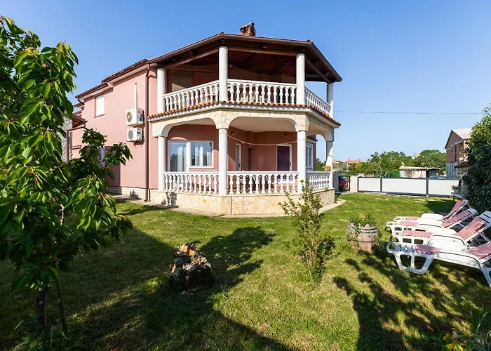 Mauro Apartman